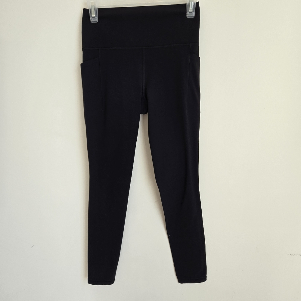 Athleta Salutation Stash Tight Black Small